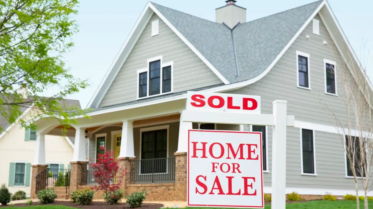 How to Maximize the Sale Price When Selling a House for Cash
